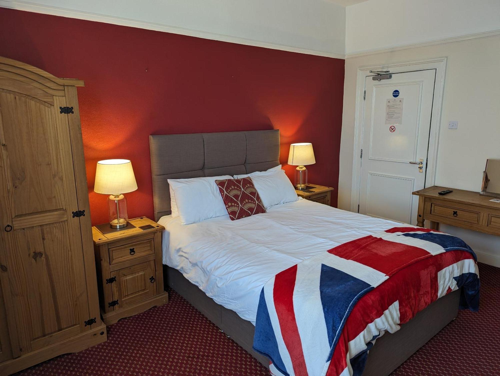 Bed and Breakfast The King'S Arms Бостон Экстерьер фото