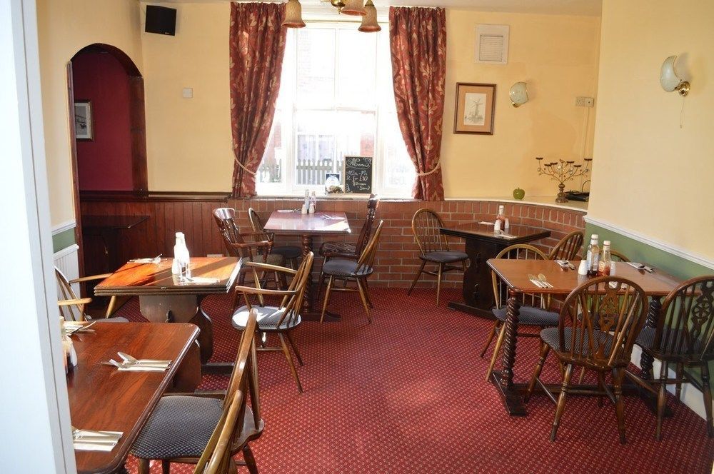 Bed and Breakfast The King'S Arms Бостон Экстерьер фото